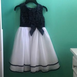 Girl’s Special Occasion dress